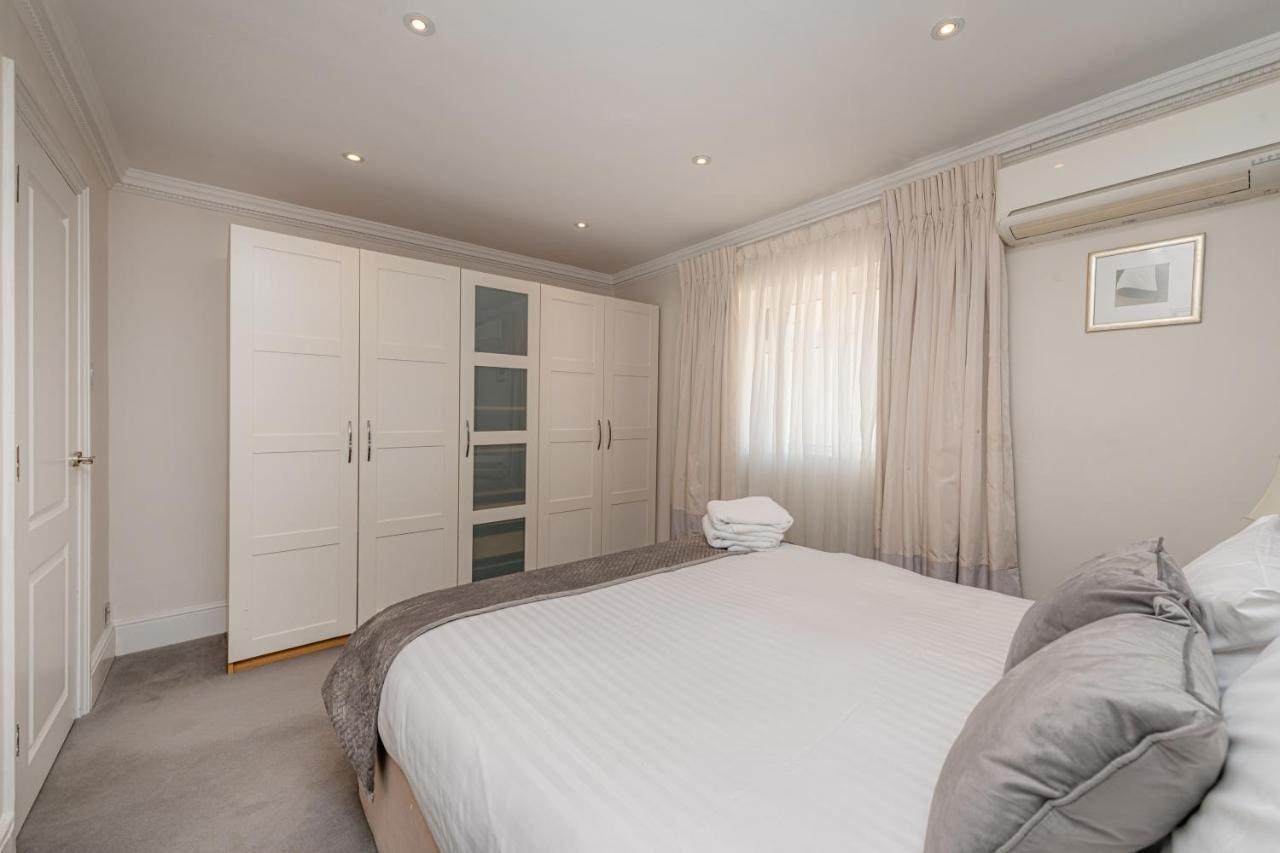 Queensgate Court Лондон Екстер'єр фото